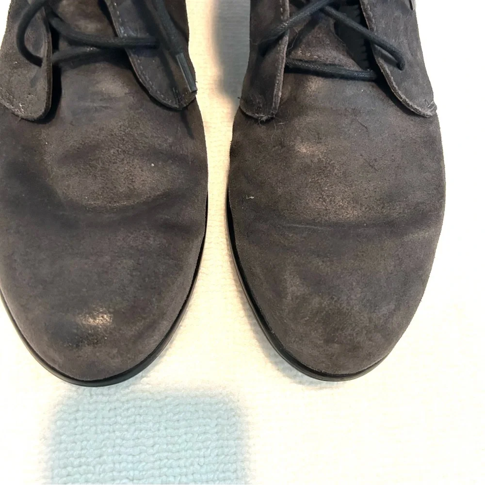 Naot Women's Grey Suede Booties in‎ Size 9.5
